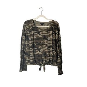 Sanctuary Camouflage Knit Front Knot Long Sleeve Sweater Blouse Size Medium